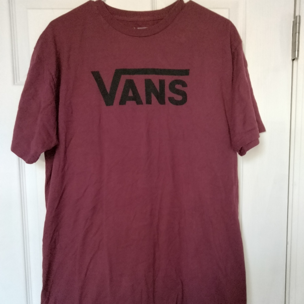 Vans Classic Fit Red Large Tee